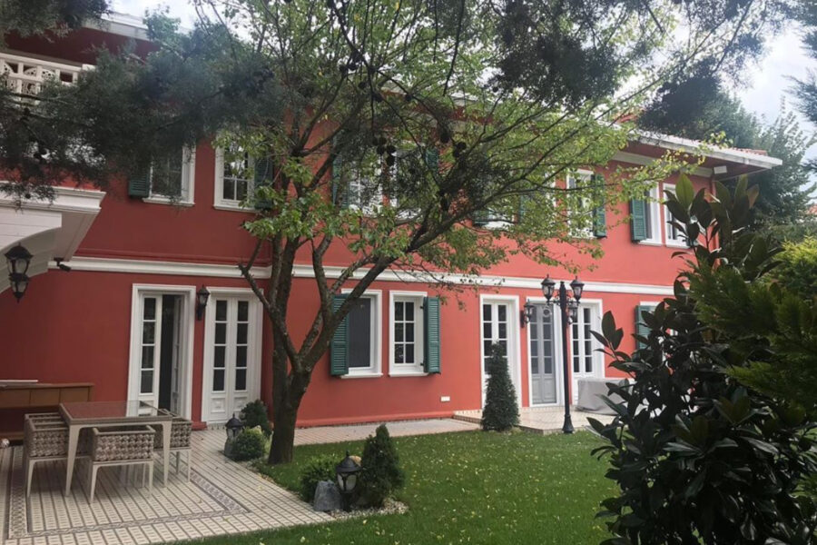 <span></span>Kemer Country Villa